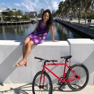 Meet your Posher, Nicole